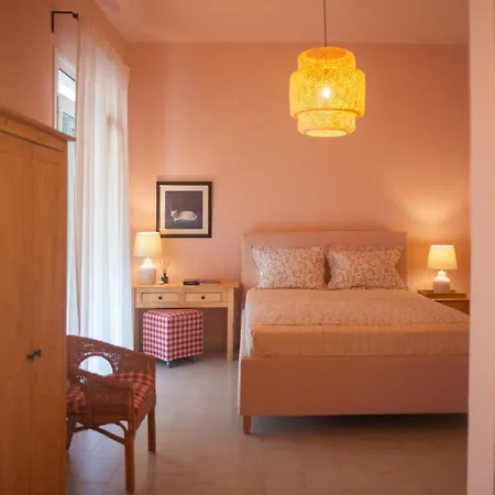 Nina's Apartment *