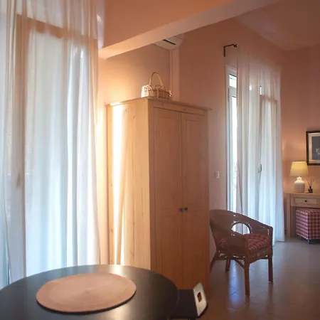 Nina's Apartment Lixouri